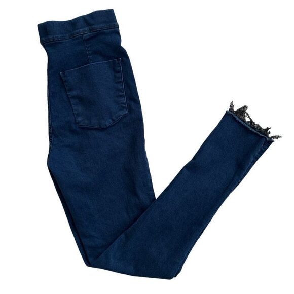 Free People women’s Pull on denim size 28L - Picture 6 of 6